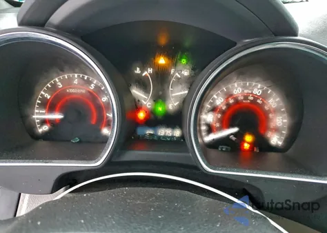 2012 Toyota Highlander Base z USA, uszkodzony, nr VIN 5TDBK3EH9CS095145